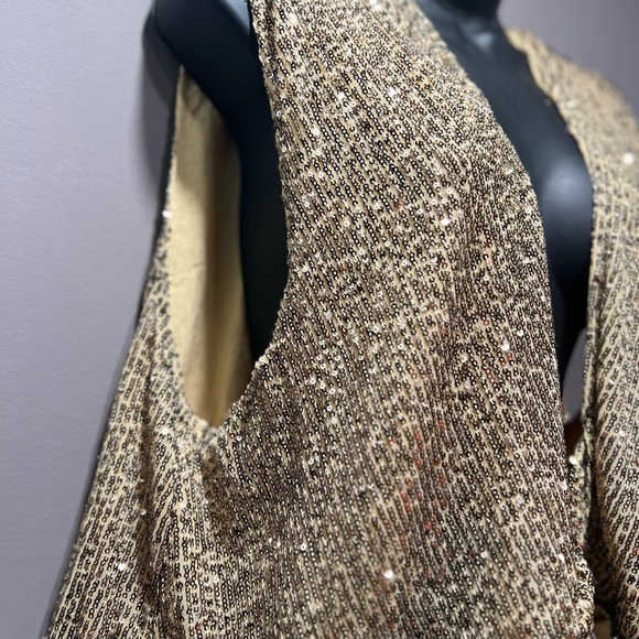𐙚⋆˚✿˖° Free People Sequin Vest 𐙚⋆˚✿˖° - Picture 5 of 6